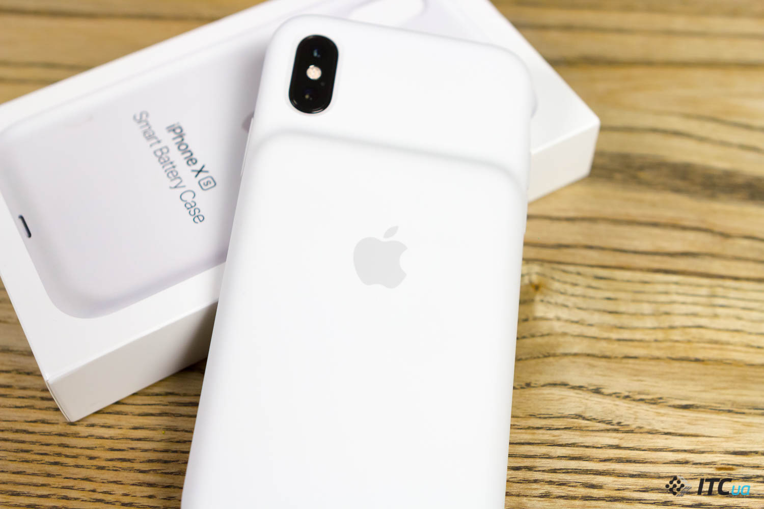 Apple Smart Battery Case — обзор чехла с аккумулятором для iPhone Xs