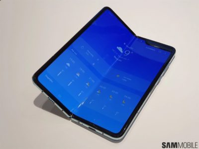 iFixit назвали вероятную причину выхода из строя дисплеев смартфонов Samsung Galaxy Fold