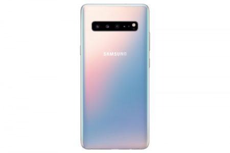 Смартфон Samsung Galaxy S10 5G разделил первую строчку рейтинга DxOMark с моделью Huawei P30 Pro, а его фронтальная камера – и вовсе самая лучшая на рынке