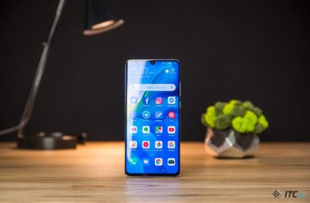 Huawei официально прокомментировала ситуацию с Google и Android