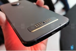 Смартфон Moto Z4 на платформе Snapdragon 675 представлен официально, цена — $500