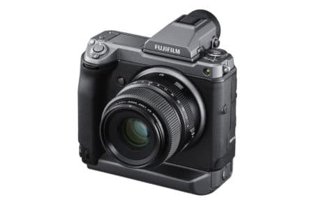 Среднеформатная беззеркальная камера Fujifilm GFX100 получила 102-мегапиксельный сенсор и цену $10 тыс.