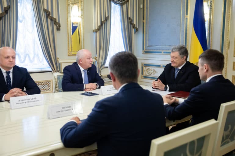 Президент Украины Петр Порошенко подписал указ о запуске 5G в 2020 году
