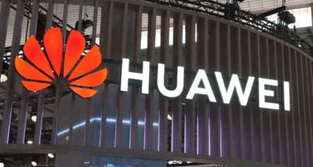 Foxconn приостановила производство смартфонов Huawei из-за сокращения объёмов поставок