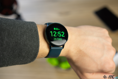 Крупное обновление. Умные часы Samsung Galaxy Watch Active научились распознавать плавание и замедление пульса