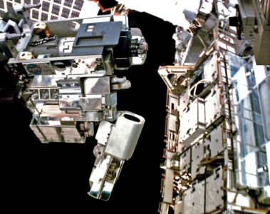 На МКС провели испытания системы дозаправки спутников RRM3