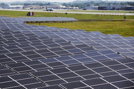 Один из аэропортов штата Теннесси полностью перешел на энергию солнца