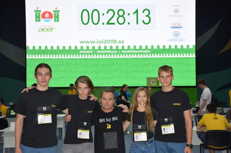Украинские школьники завоевали четыре медали на Международной олимпиаде по информатике (IOI 2019)