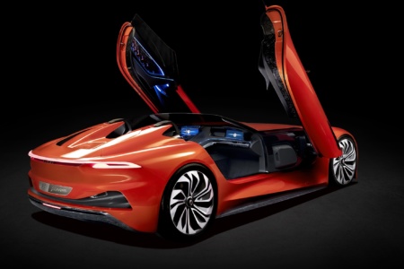 Karma Automotive анонсировала стильный электрический кабриолет Karma SC1 Vision Concept с огромными дверьми-ножницами