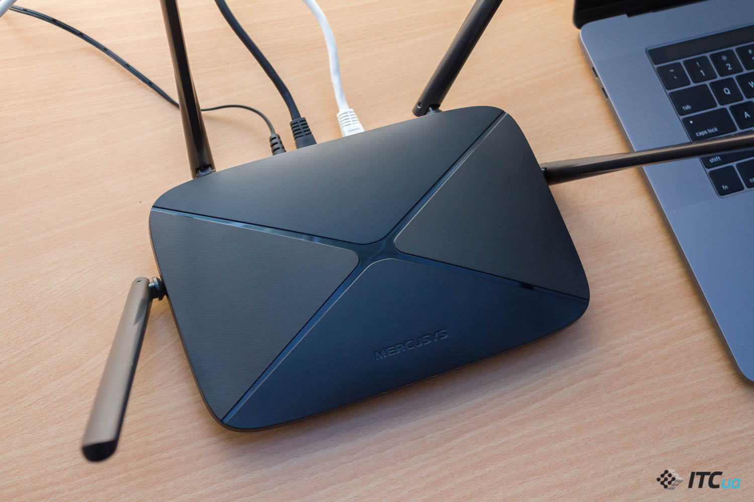 Обзор недорогого роутера Mercusys AC12G