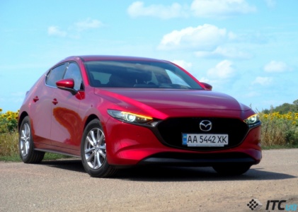 Тест-драйв Mazda3 2019: пан или пропал? (+ сравнение хэтч/седан и бензин/дизель)