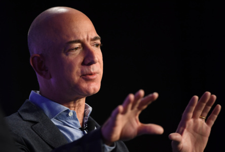 NYP: Amazon разрешит оплачивать товары в магазинах сети Whole Foods жестами