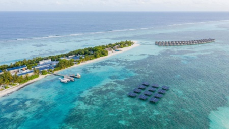 Пятизвездочный отель на Мальдивах обзавелся крупнейшей в мире плавучей солнечной электростанцией