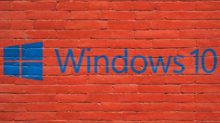 Рыночная доля Windows 10 впервые превысила 50%, но Windows 7 по-прежнему удерживает более 30%