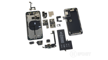 iFixit разобрали iPhone 11 Pro Max и нашли в нём дополнительный разъём батареи, более крупный аккумулятор и модем Intel