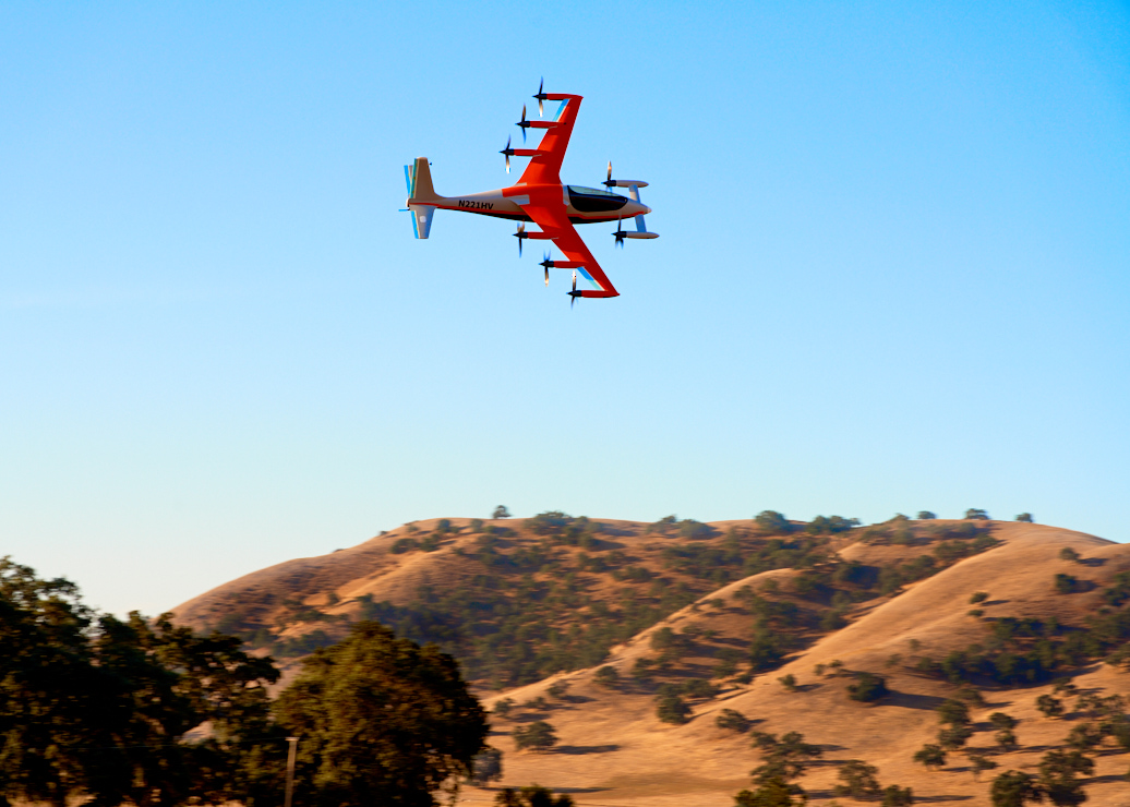 «В 100 раз тише вертолета». Финансируемый Ларри Пейджем стартап Kitty Hawk представил одноместный электрический конвертоплан Heaviside с дальностью полета до 160 км