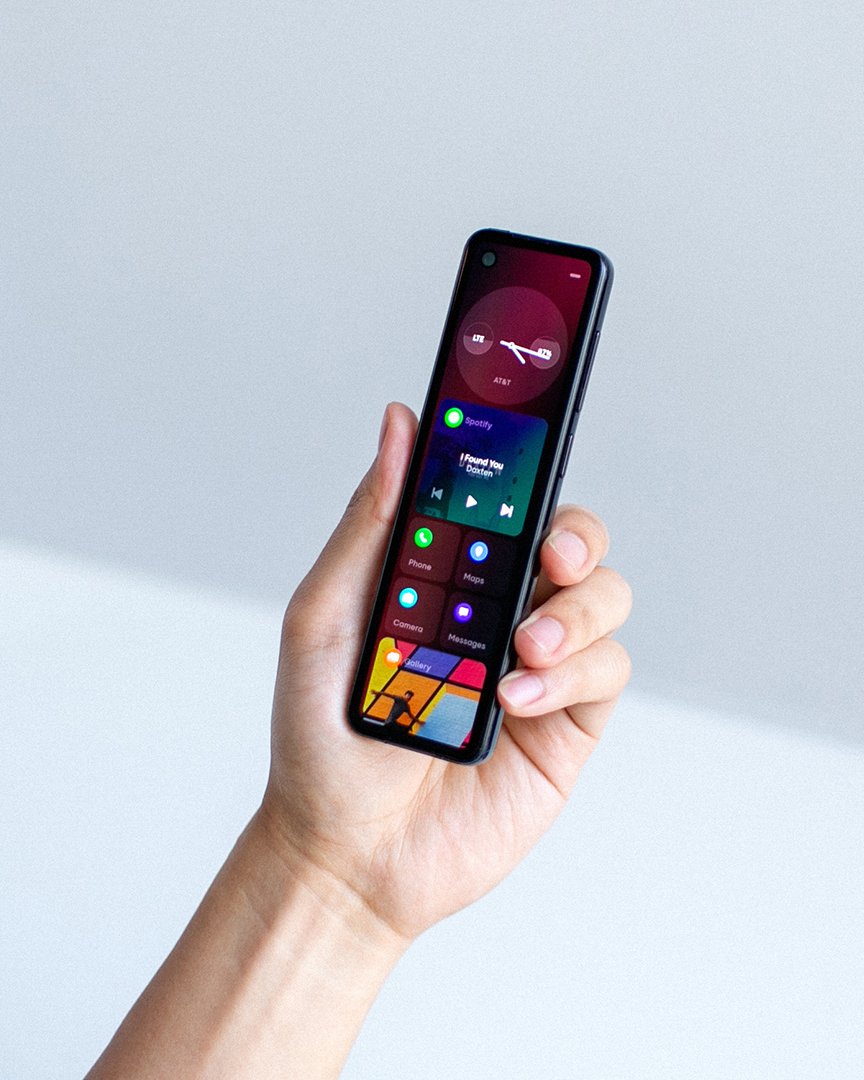 Project Gem. Создатель Android Энди Рубин показал смартфон нового типа (потенциальный Essential Phone 2) с очень вытянутым экраном 36:9