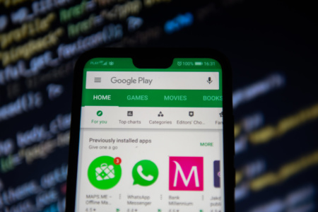 Google запретила размещать в Play Store приложения для выдачи кредитов с высокими процентными ставками