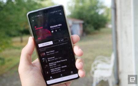 YouTube Music подружился с голосовым помощником Siri