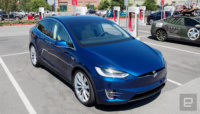 Функцией вызова электромобиля Tesla с парковки Smart Summon воспользовались более полумиллиона раз всего за несколько дней