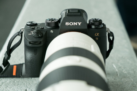 Анонсирована улучшенная полнокадровая беззеркальная камера Sony A9 Mark II по цене $4500