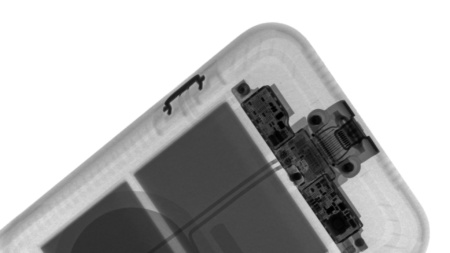 Рентгеновский снимок показал, как работает кнопка камеры в чехле Smart Battery Case для iPhone