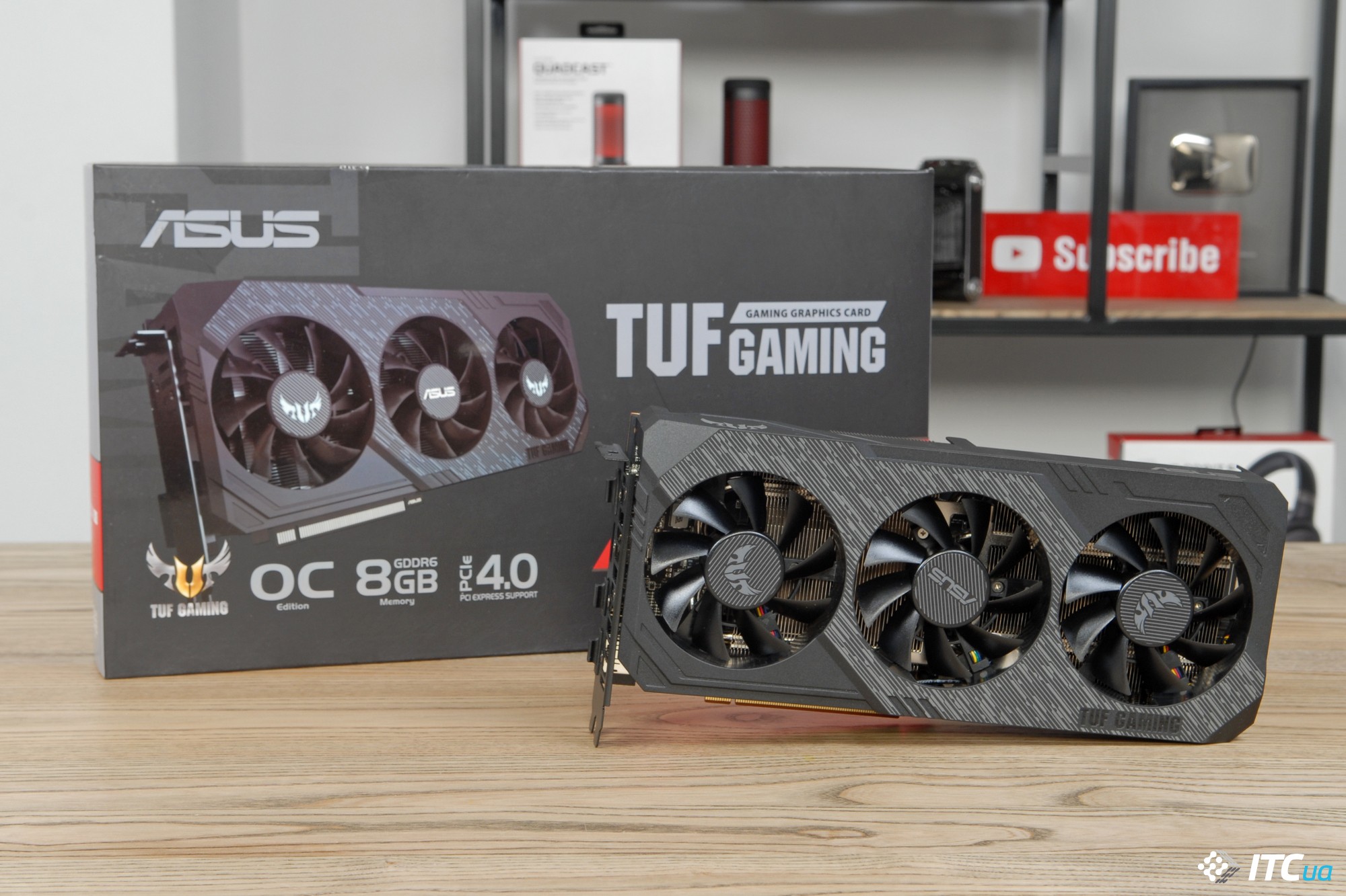 ASUS TUF Gaming X3 Radeon RX 5700 OC box