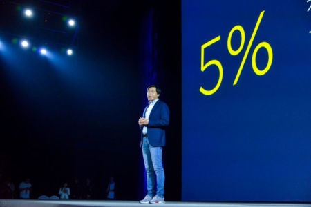 Глава Xiaomi похвастался, что компания продает смартфоны с валовой маржой не выше 9%. В прошлом году он обещал, что показатель никогда не превысит 5%