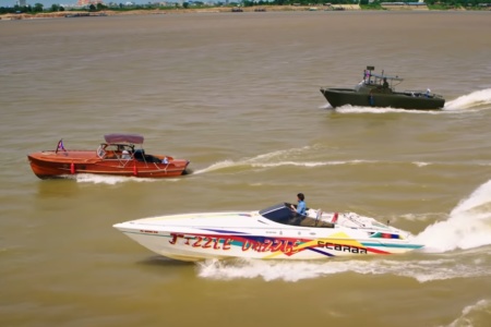 Кларксон, Мэй и Хаммонд сняли спецсерию автошоу The Grand Tour: Seamen о путешествии на лодках по Меконгу [трейлер]