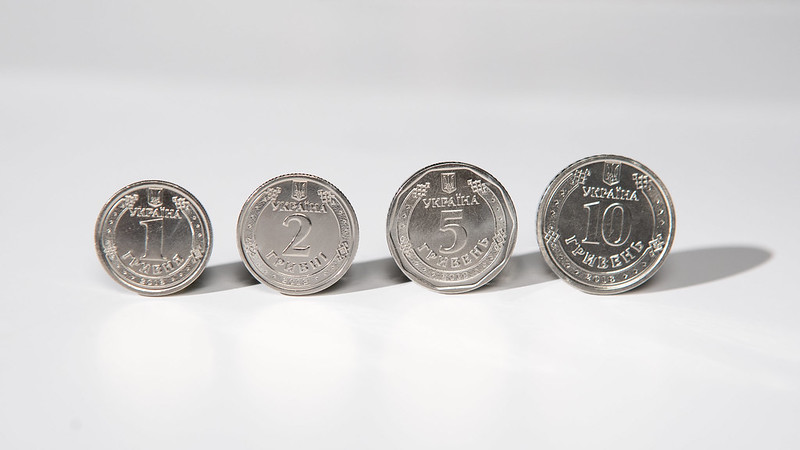 Новая монета 5 гривен и обновленные 50 гривен введены в оборот, на очереди — монета 10 гривен и обновленные 200 гривен