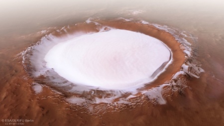 NASA создало карту залежей марсианского льда, которая должна определить места высадки людей