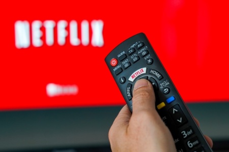Netflix позволил дистанционно выходить из учетных записей на отдельных устройствах — функция доступна с 15 ноября