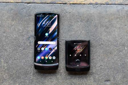 Раскладушка Motorola RAZR 2019 задержится из-за высокого спроса