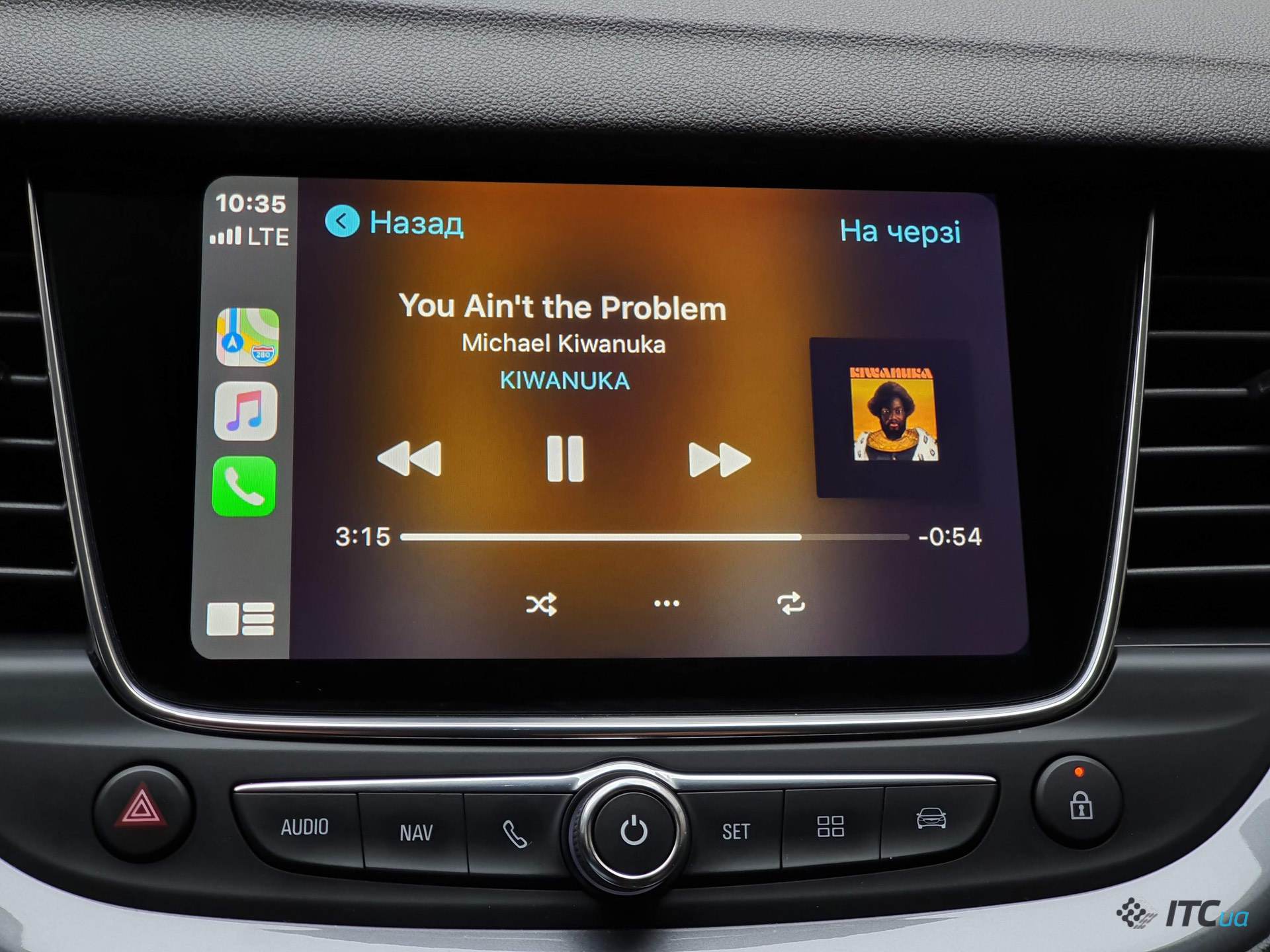 Apple CarPlay в iOS 13: новый интерфейс, улучшение Siri и календарь в автомобиле