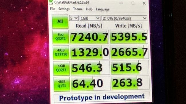 Adata показала SSD XPG Sage, достигающий скорость чтения 7000 МБ/с и 1 млн IOPS