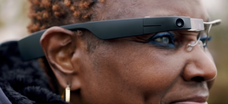 Нидерландская компания Envision представила AR-очки для слепых и слабовидящих