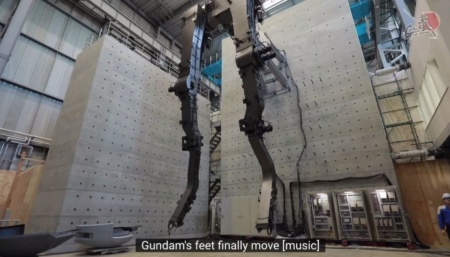 В Японии создают движущуюся статую робота Gundam в натуральную величину (18 метров)