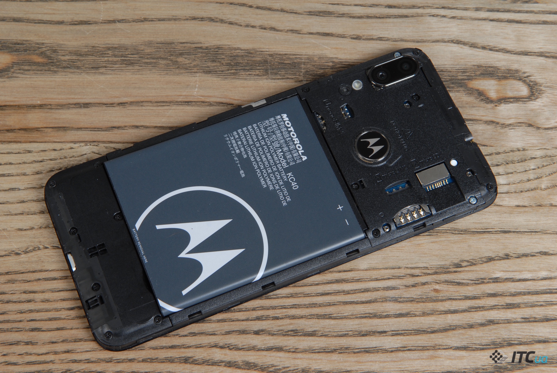 Обзор Moto E6 Plus - бюджетная Motorola