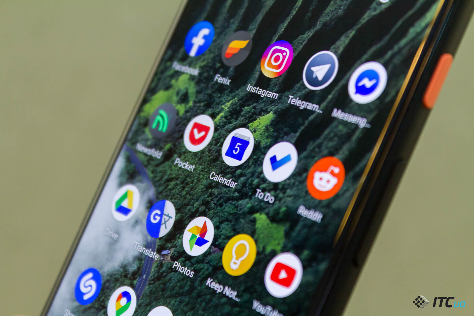 Обзор смартфона Google Pixel 4