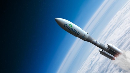 Главный конкурент SpaceX Starlink — компания OneWeb — объявила о банкротстве