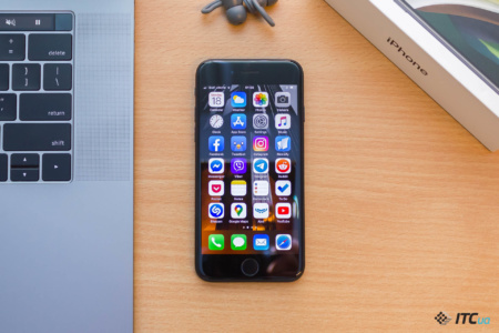 Обзор смартфона Apple iPhone SE (2020)