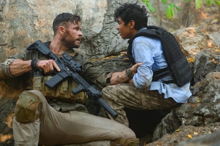 Джо Руссо договорился с Netflix о выпуске второй части боевика Extraction. Ожидается, что в проект вернутся Крис Хемсворт и Сэм Харгрейв