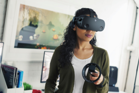 HP представила обновленный VR-шлем Reverb G2, разработанный совместно с Microsoft и Valve