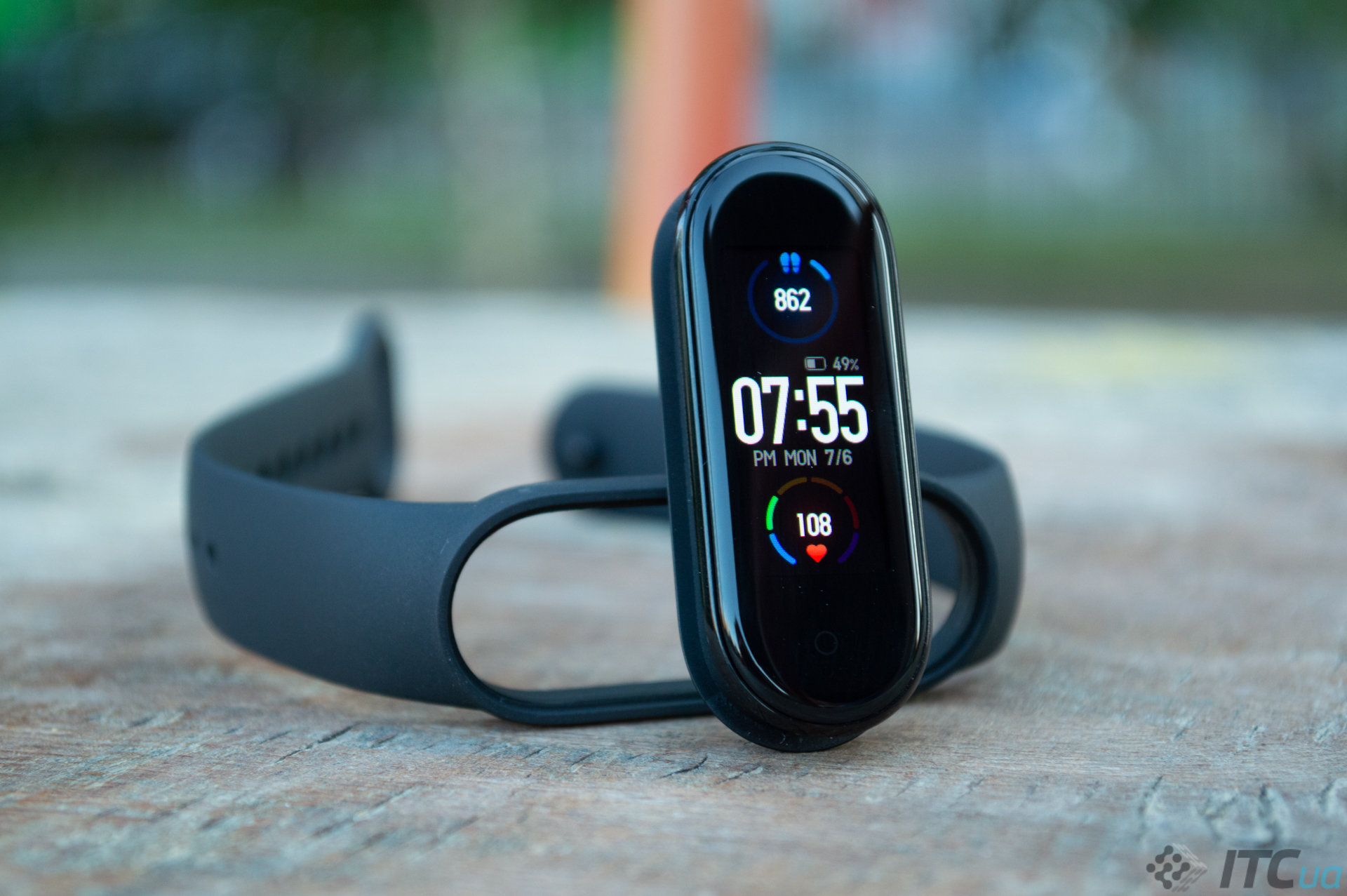 Обзор фитнес-браслета Xiaomi Mi Band 5