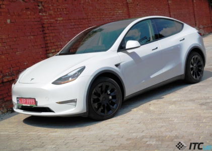 Тест-драйв Tesla Model Y: ожидание того стоило?