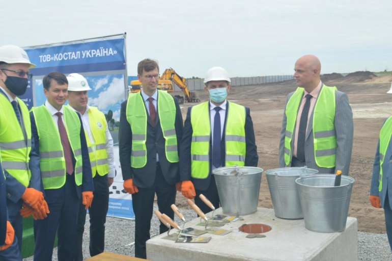Под Киевом начали строить завод Kostal по производству автомобильной электроники на 900 рабочих мест, он откроется уже в апреле следующего года
