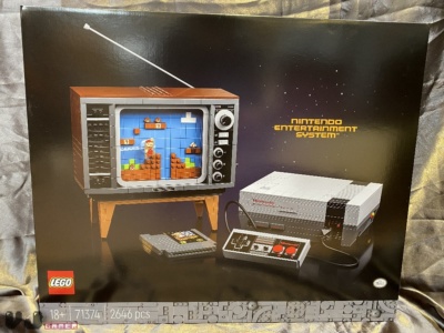 Lego выпустит набор стоимостью $250, из которого можно собрать копию консоли Nintendo NES (но запускать игры она не способна)