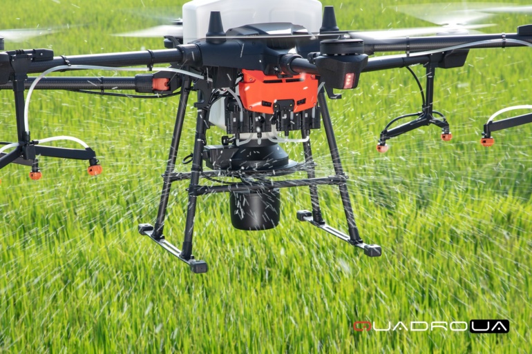 Квадрокоптер Agras T20 – новый сельскохозяйственный флагман DJI для рынка Украины