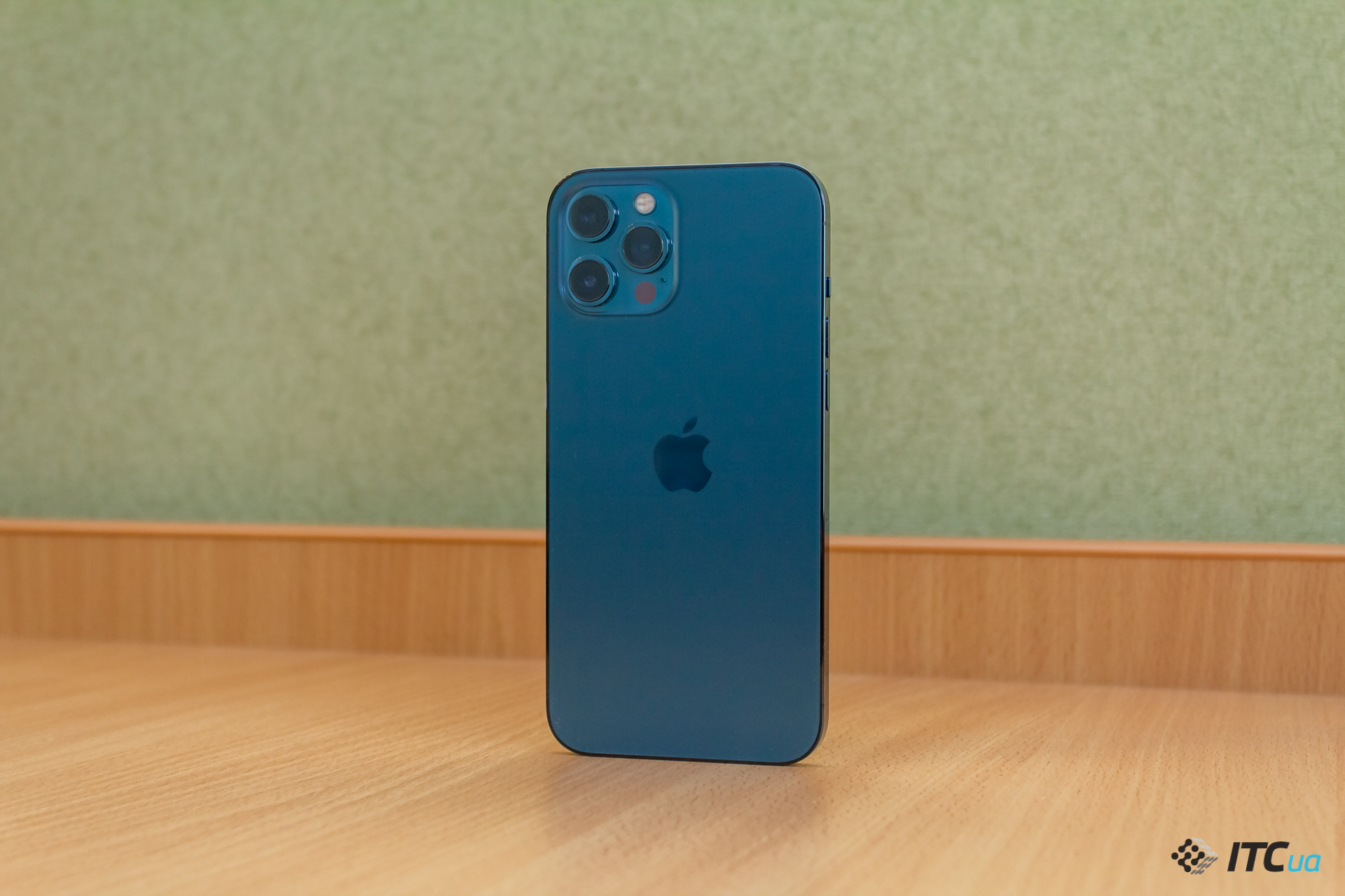 Обзор смартфона Apple iPhone 12 Pro Max