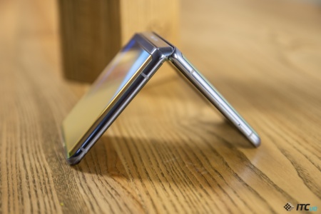 Складной смартфон Samsung Galaxy Z Flip3 получит процессор среднего уровня и более доступную цену